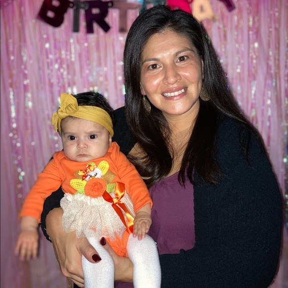 Meet your Posher, Carmen - Picture 1 of 1